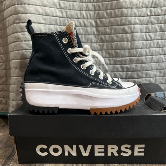 Shoes - Picture 2 of 4